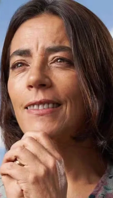 Sandra Reyes tenía 49 años.