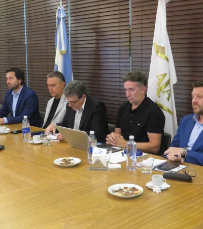 La reunion en AFA en el que quedó definida la logística de la final