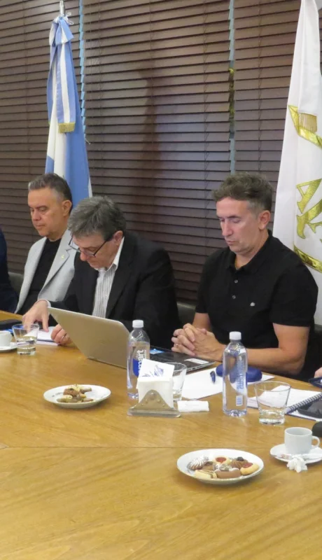 La reunion en AFA en el que quedó definida la logística de la final