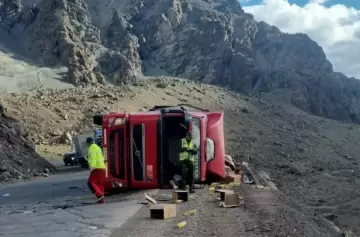 Tragedia en Alta Montaña: tres vidas perdidas en un accidente fatal en la Ruta 60