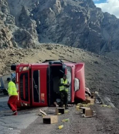 Tragedia en Alta Montaña: tres vidas perdidas en un accidente fatal en la Ruta 60