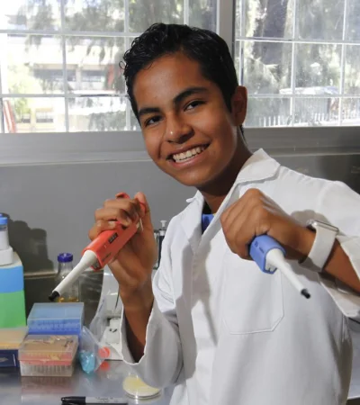 Ian sueña con tener un artículo publicado.