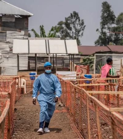 Un patógeno desconocido causa síntomas similares a la gripe, pero con un índice de fatalidad preocupante.