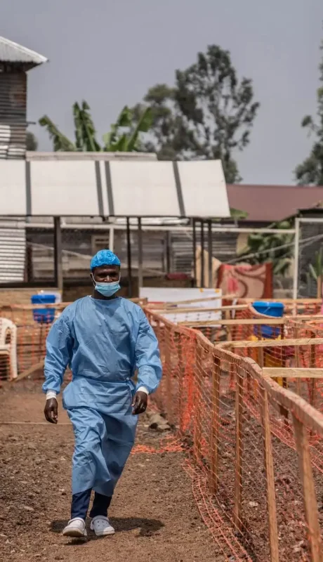 Un patógeno desconocido causa síntomas similares a la gripe, pero con un índice de fatalidad preocupante.