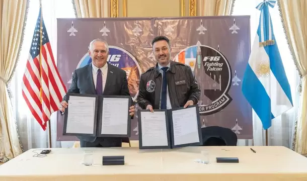 La "Carta de Oferta y Aceptación" (LOA) garantiza la adquisición e integración de sistemas y capacidades.