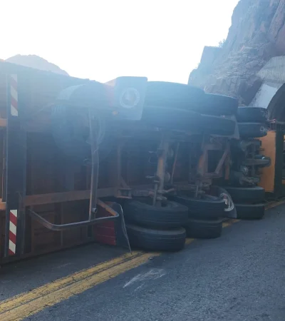 Un camionero perdió la vida al volcar en alta montaña/ Fuente: Ministerio de Seguridad