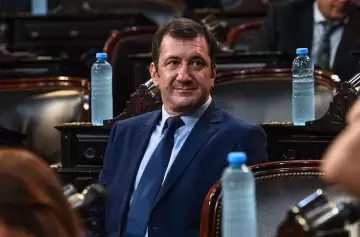 El PRO se suma al peronismo para sancionar al senador de los 200.000 dólares