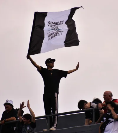 El Lobo mendocino se fue con la frente alta de Córdoba