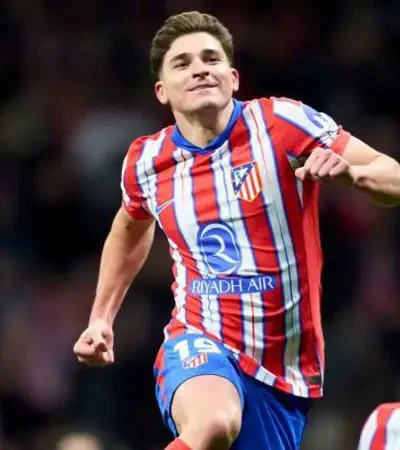 El Niño Julián clavó un golazo