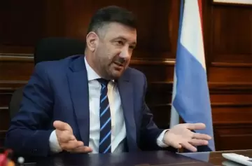 La Justicia federal ordenó allanar propiedades del senador Kueider