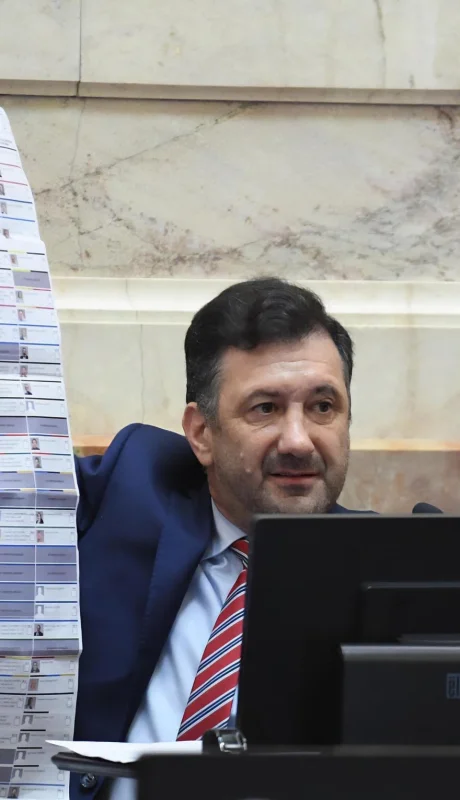 El senador Edgardo Kueider afronta una situación complicada en varios frentes. (Foto: Noticias Argentinas)