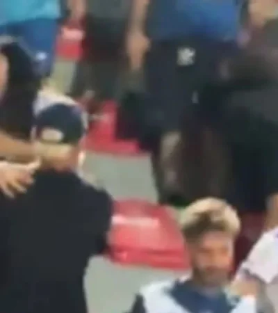 Un tenso momento se vivió tras la derrota de Vélez