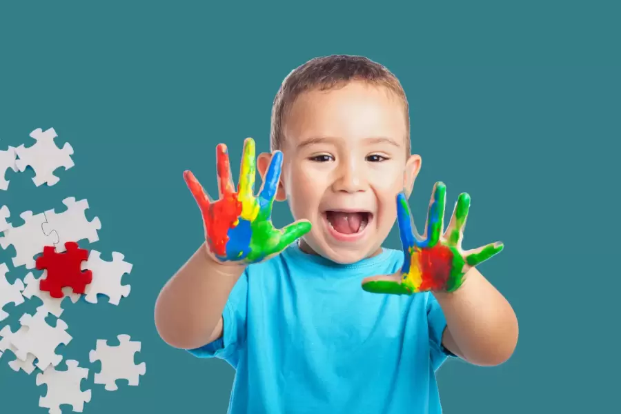 Los chicos que padecen autismo sufren mucho con la pirotecnia, y allí están sus padres para contenerlos.