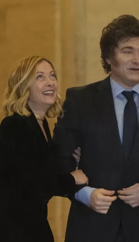 La jefa de Gobierno italiana y el mandatario argentino, en buena sintonía. (Foto: web)