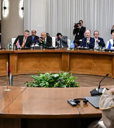 Deliberaciones en la ciudad siria de Akaba