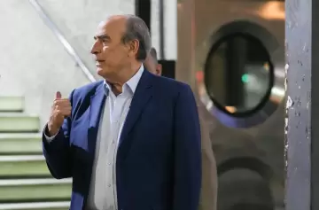 "No podemos desentendernos, pero la Provincia debe guiar la reconstrucción"