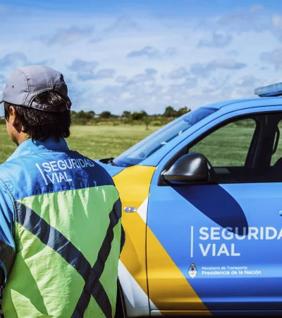 Esto es necesario llevar en el auto en las vacaciones.