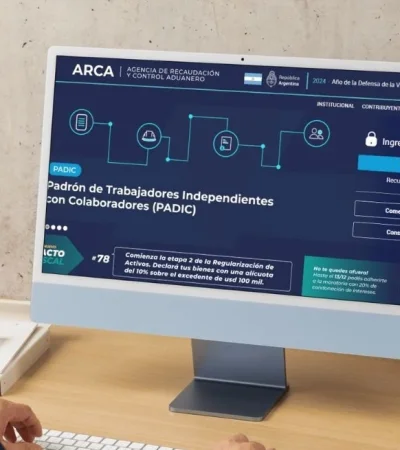 "Lo que busca el gobierno es que la gente esté correctamente adecuada y cumpliendo sus obligaciones fiscales" (G. Poch)