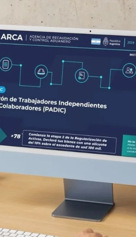 "Lo que busca el gobierno es que la gente esté correctamente adecuada y cumpliendo sus obligaciones fiscales" (G. Poch)