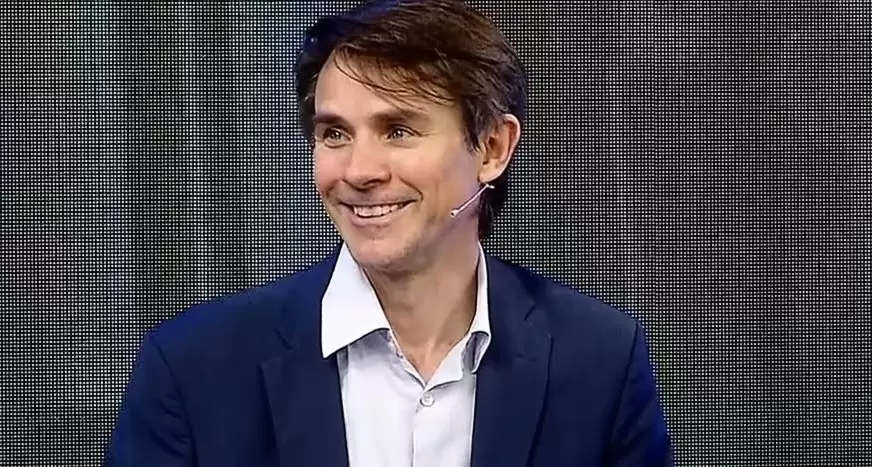 Guillermo Poch, contador tributarista.