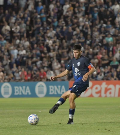 La Lepra no pudo ante Riestra.