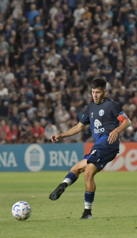 La Lepra no pudo ante Riestra.