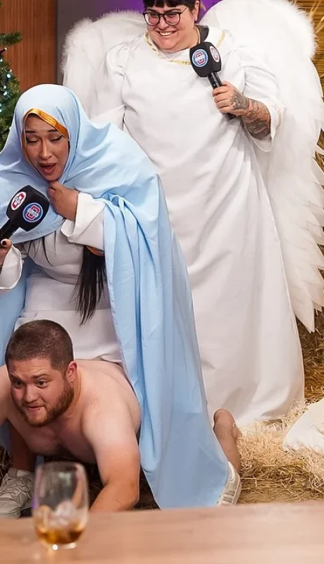 La parodia del pesebre: el mal trago de Olga.