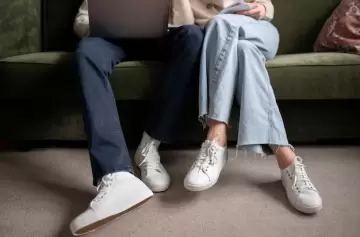 El truco definitivo para que las zapatillas blancas queden como el primer día