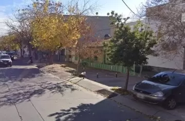 Robo en Mendoza: se llevan un auto con un perro en el interior