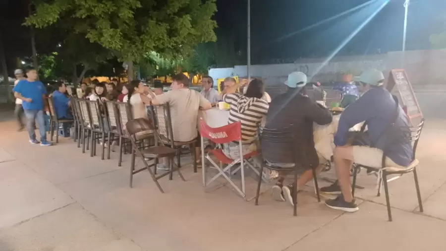 Parte de lo que fue el festejo de la Navidad 2023, en casa de Lilia.