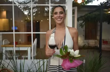 Quedó cuadripléjica, con esfuerzo mejoró y escribió un libro