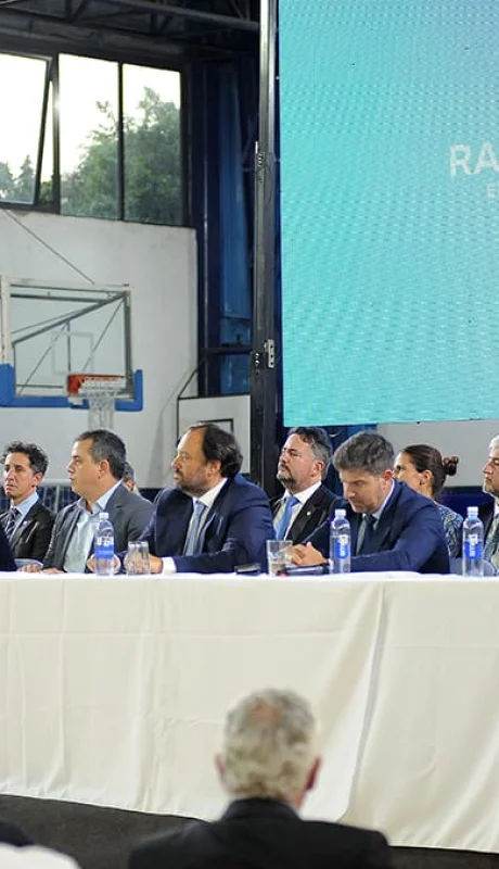 La comisión Directiva académica en pleno