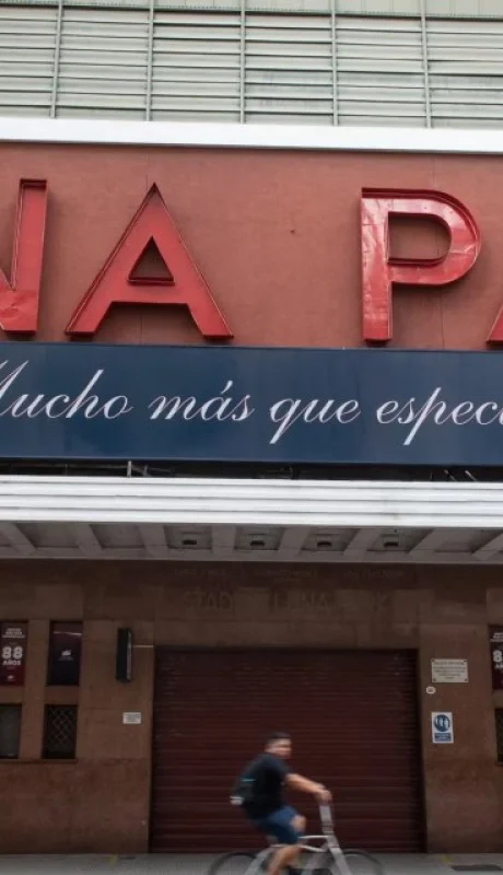 Polémica por la posible demolición del Luna Park para hacer cambios al edificio