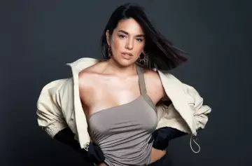 Tras denunciar a su ex por violencia, Ángela Leiva blanquéo su romance con un exjugador de Boca