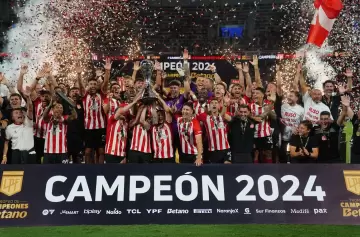 Estudiantes derrotó a Vélez y se consagró en el Trofeo de Campeones