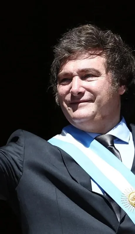 El Gobierno cerró noviembre con crecimiento de respaldo