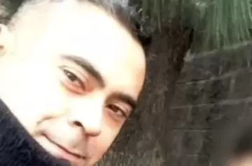 Conmoción: asesinaron a un policía de un disparo en la cabeza para robarle la moto