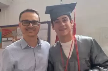 Colapinto llegó a la Argentina para terminar el colegio secundario