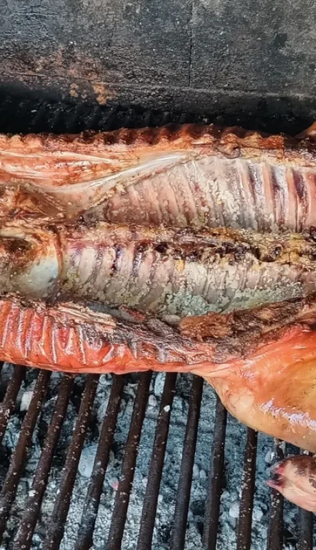 Lechón asado infaltable en la mesa navideña