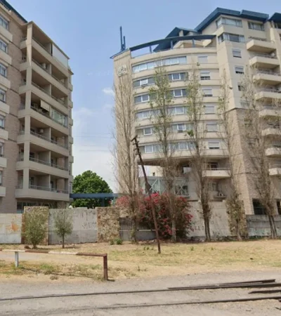 Tragedia navideña en Salta: un hombre cayó al vacío desde un octavo piso