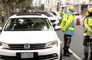 Denunciarán penalmente a los agentes de tránsito que demoraron a diplomáticos rusos