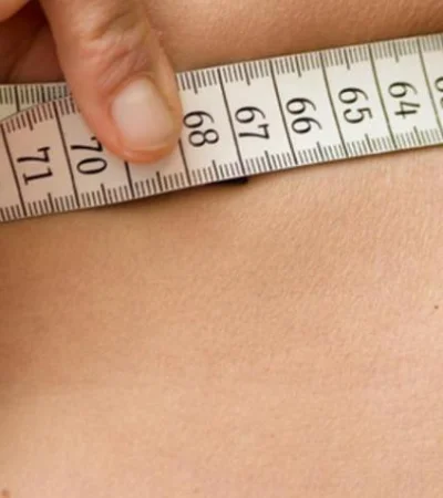 Para saber cuál es el peso ideal según la altura, se pueden hacer cuentas en forma sencilla con el celular.