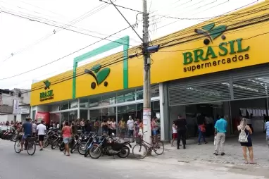 La variación de precios entre el real y el peso argentino marcó una diferencia que lleva a los turistas argentinos a veranear en Brasil.