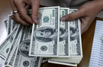 "Inocencia fiscal", el curioso nombre para el proyecto de los dólares del colchón