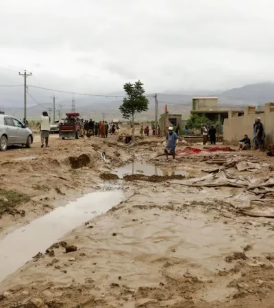 Enfrentamientos entre afganos y paquistaníes.