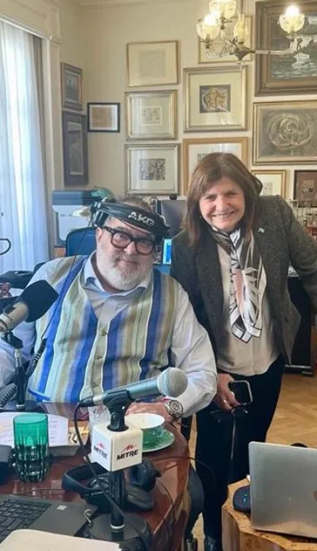 "Disruptivo y sin miedo": Patricia Bullrich despidió a Jorge Lanata/