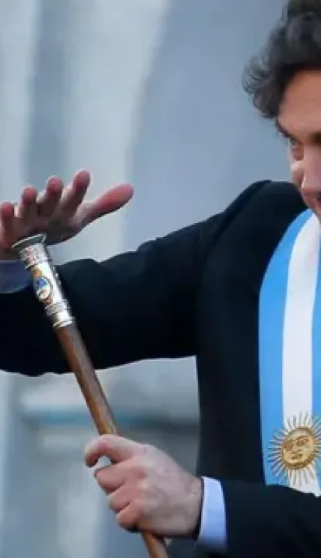 El presupuesto prorrogado pone los ánimos caldeados en el hemiciclo legislativo.