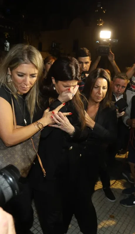 Elba Marcovecchio al llegar al velorio de Lanata.