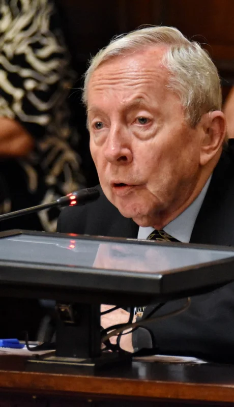 Diputado Edgardo Civit Evans (LAUM).