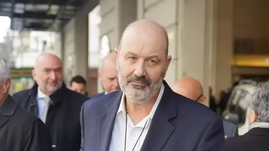 Sturzenegger trae más ajustes